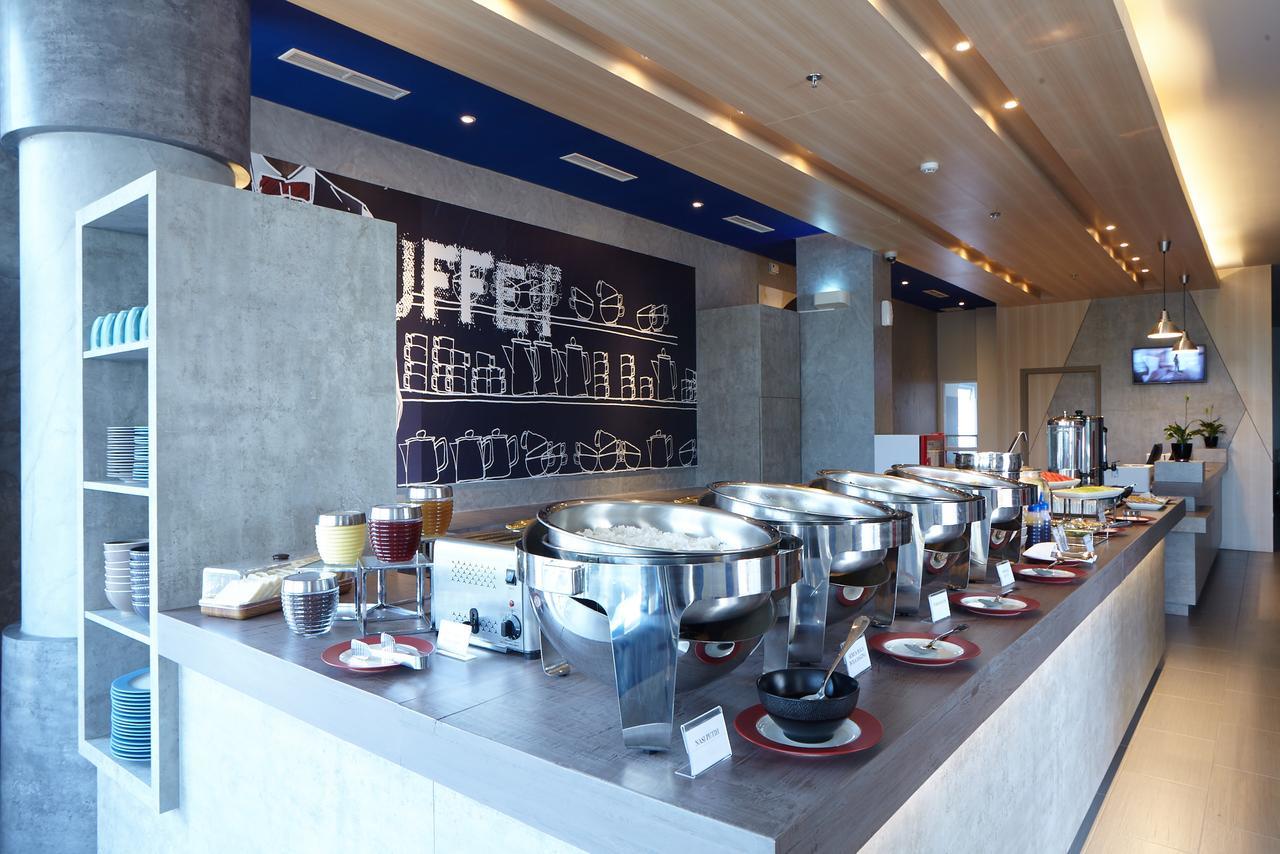 Ibis Budget Cirebon Kültér fotó