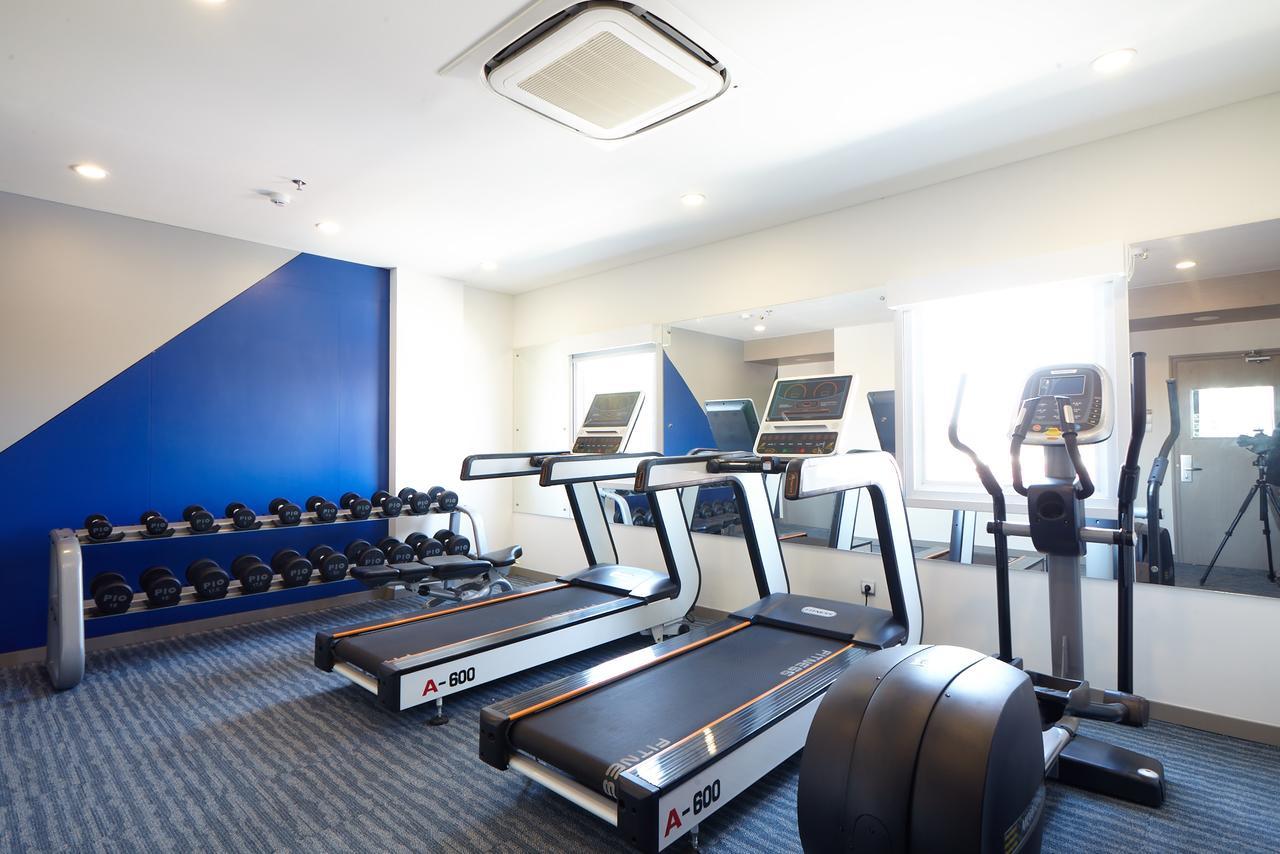 Ibis Budget Cirebon Kültér fotó