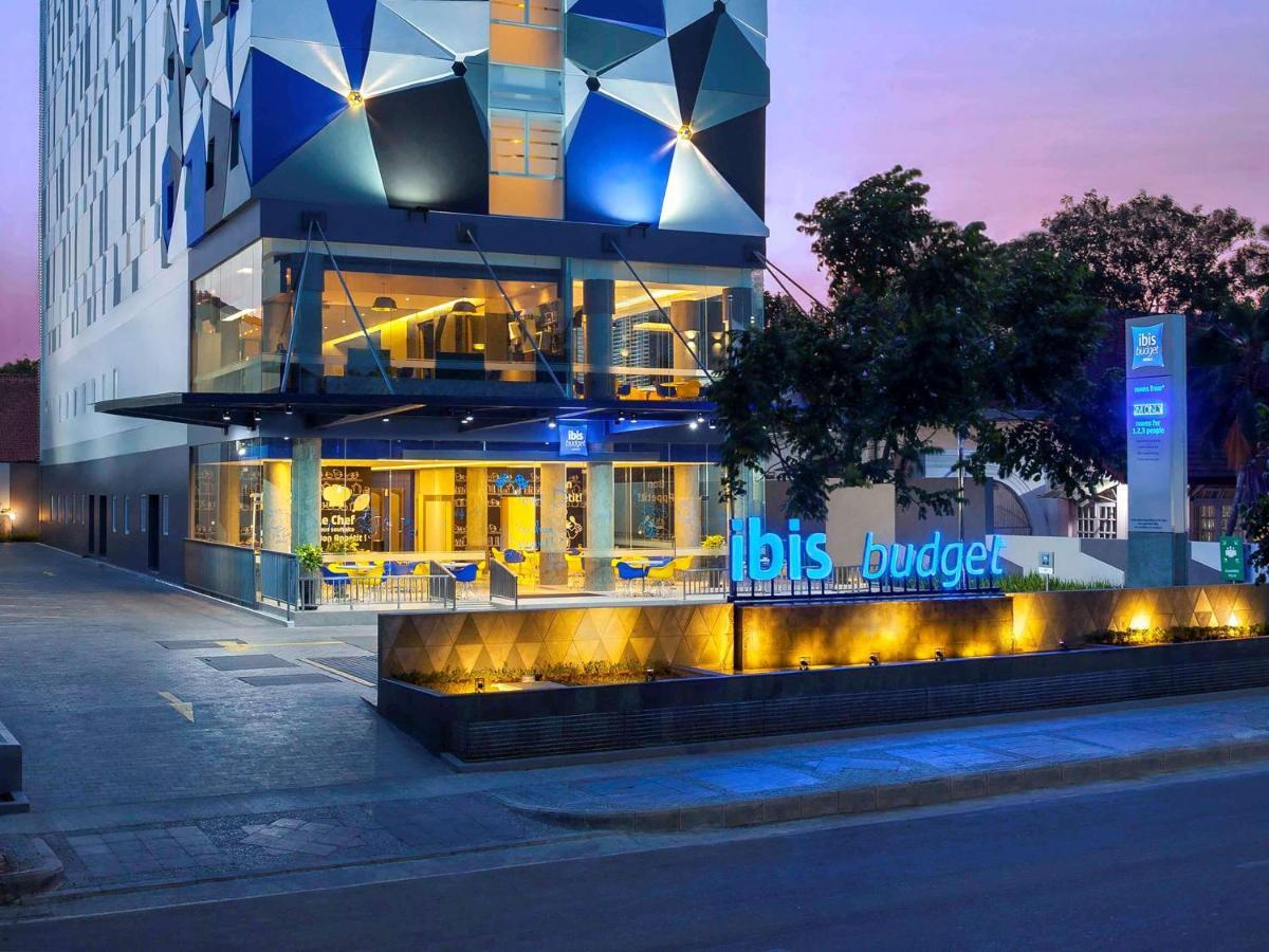 Ibis Budget Cirebon Kültér fotó